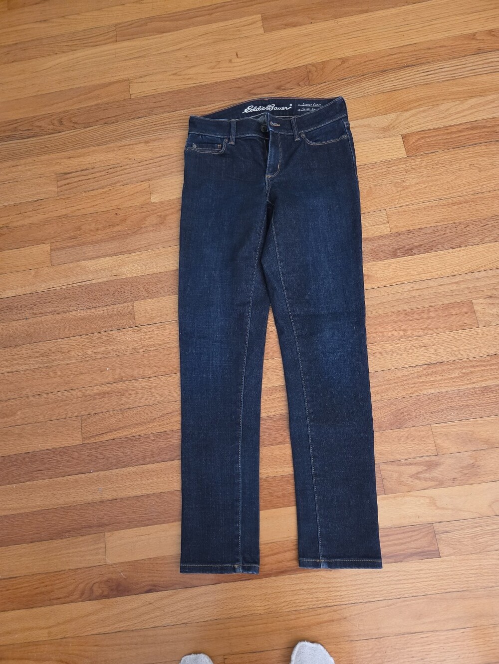 Eddie Bauer Women's Dark Blue Straight-Leg Jeans
